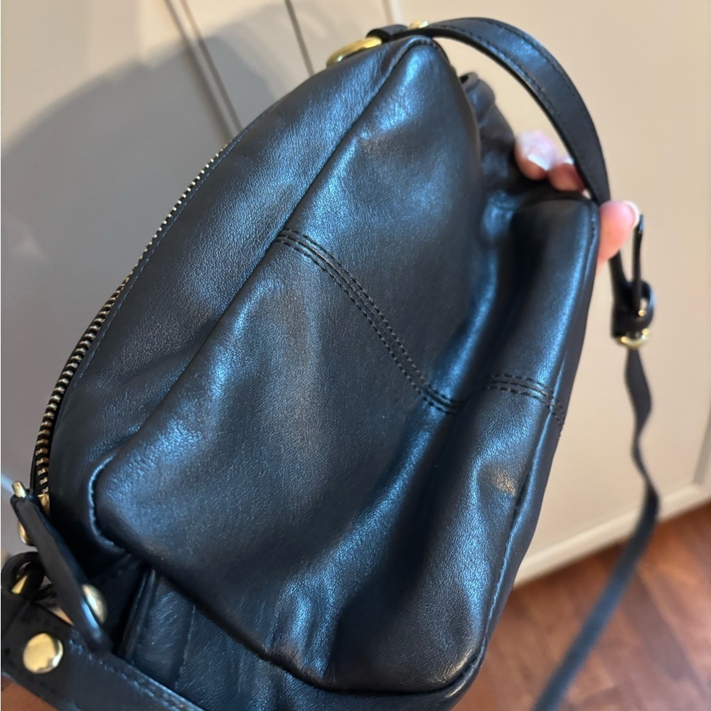 Coach F25150 Black Leather Camera Shoulder Bag Authentic 9"x7" Crossbody - Picture 4 of 6
